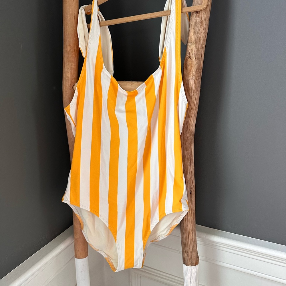 SOLID & STRIPED Orange and White Striped One Piece Swimsuit, size M
